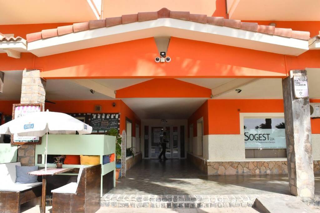 Kyaala Djadsal Moradias Pool&Sea Apartment Santa Maria Exterior photo